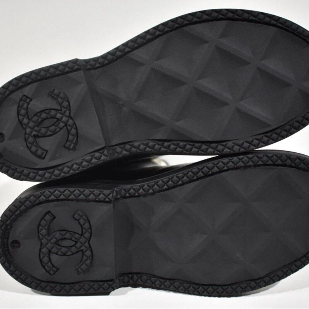 CHANEL Black and White Logo Knee-High Boots - Picture 7 of 7